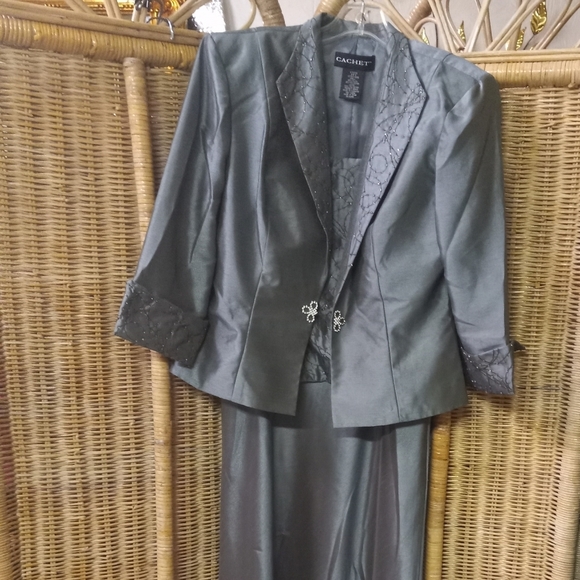 Cachet 2pc Lg Formal Dress Crop Jacket Sage Green Embroider Rhinestones Sz 8/36 - Picture 16 of 16